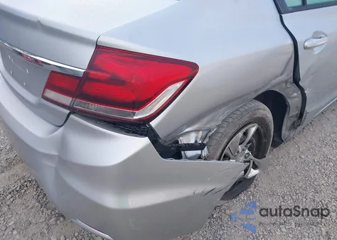 2015 Honda Civic Lx z USA, uszkodzony, nr VIN 19XFB2F58FE232056